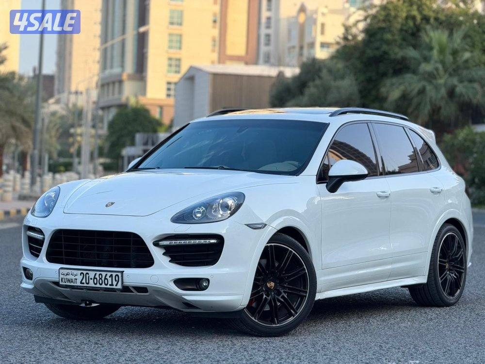 بورش كاين // GTS // 2013 // موصفاة خاصة3