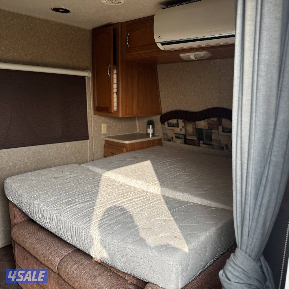 للبيع كرفان امريكي جاهز للموسم4