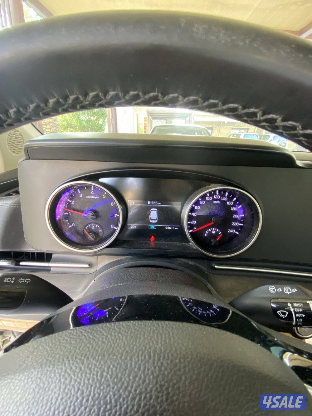 للبيع كيا كرنفال موديل 20232