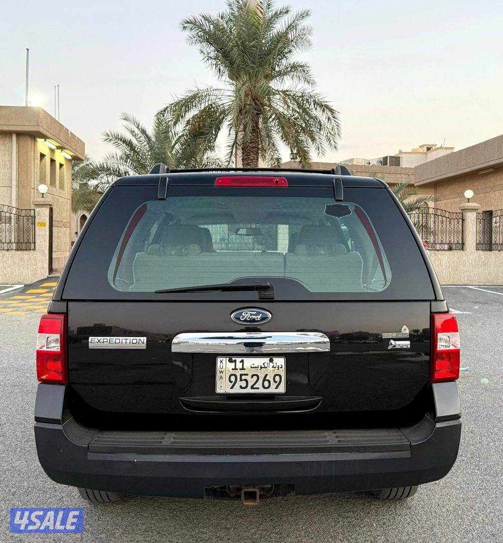 بحالة ممتازة جدا جيب فورد اكسبدشن ٢٠١٣ فحص ماكينة قير شاسي بدي قطعتين6