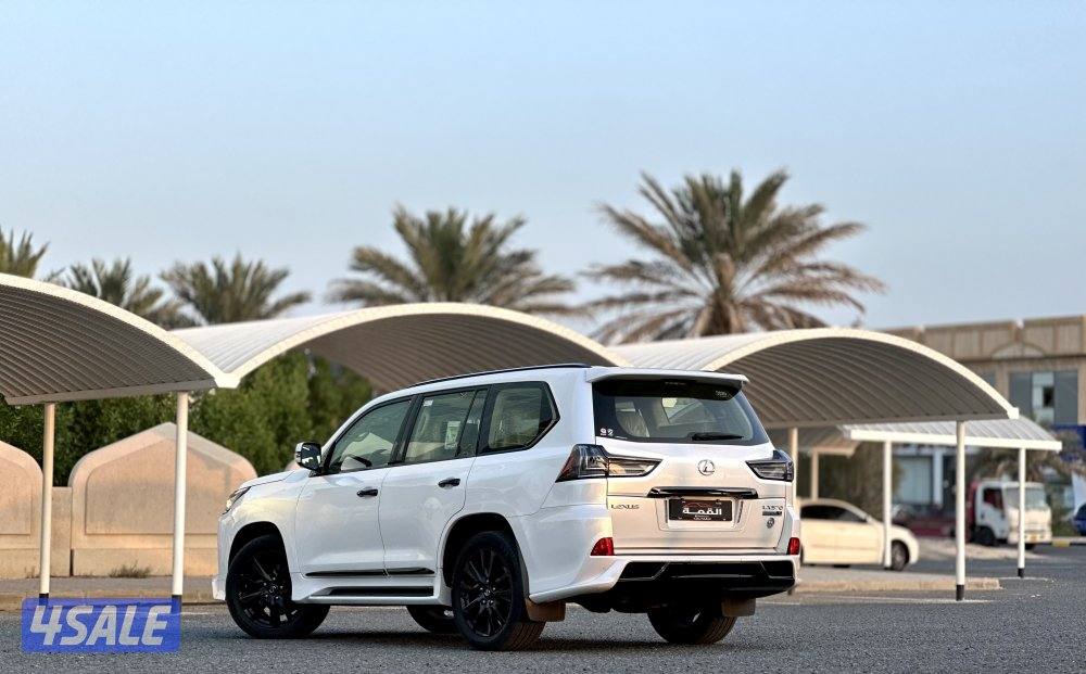 معرض القمة🚩11