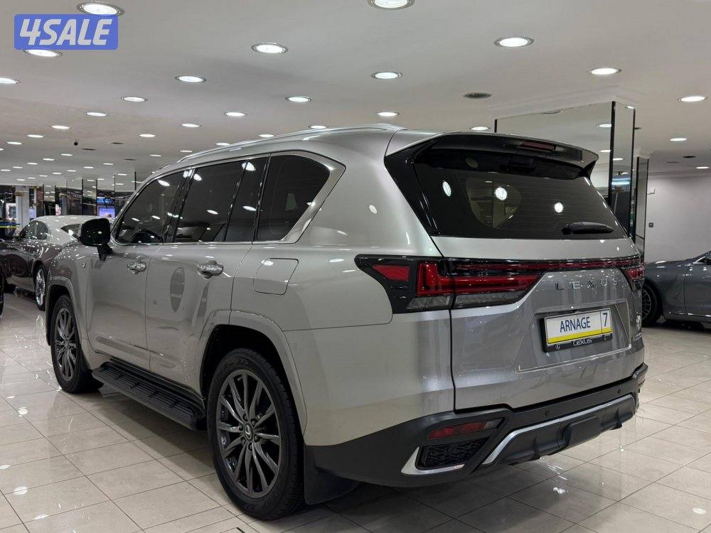 لكزس F SPORT وكالة تحت الكفالة موديل ٢٠٢٢ عداد ٥١ الف كيلو2