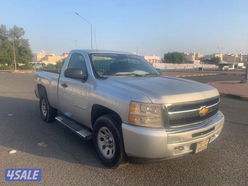 سلفرادوا. 2013 صبغ وكاله شرط الفحص مرفق صوره فحص ماشي. 3423