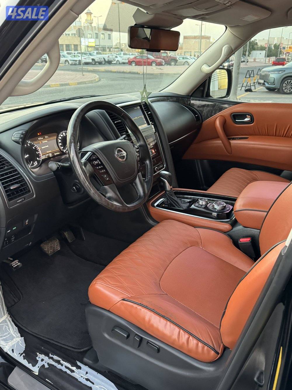 للبيع نيسانًً باترول بلاتينيوم ستي موديل 202011