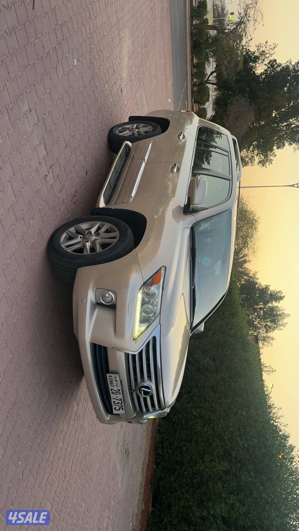 للبيع جيب لكسز lx5701