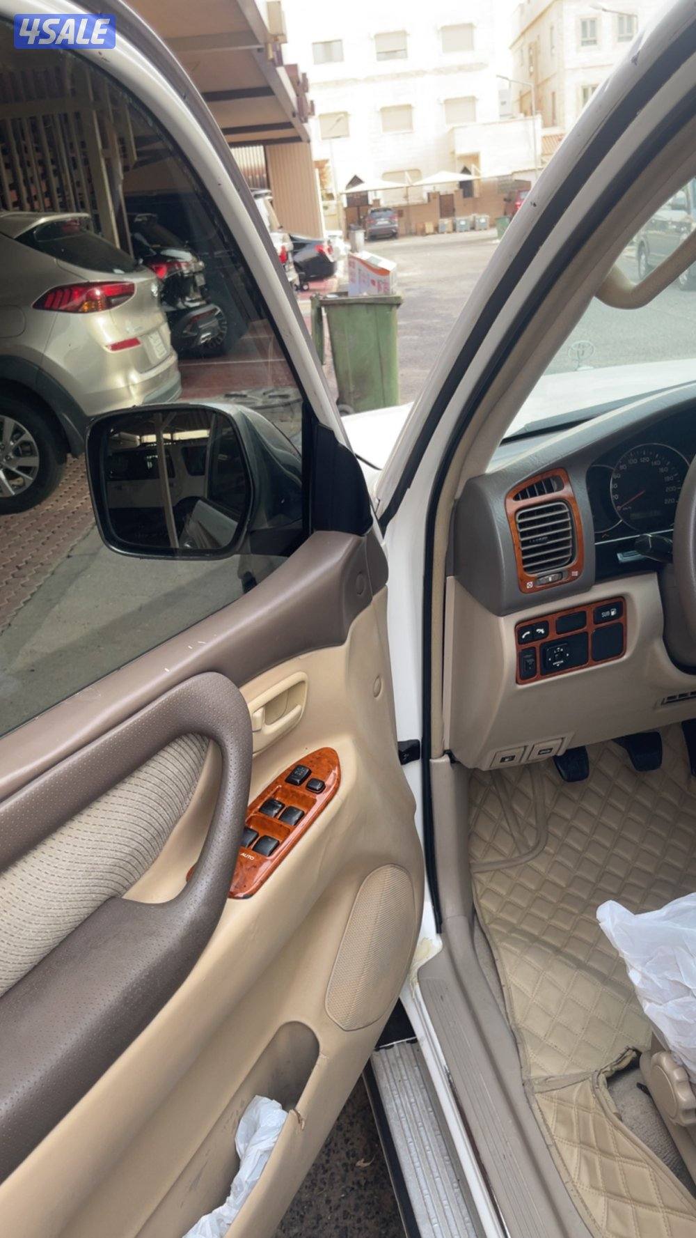 للبيع لاند ٢٠٠٦ قير عادي اساس8