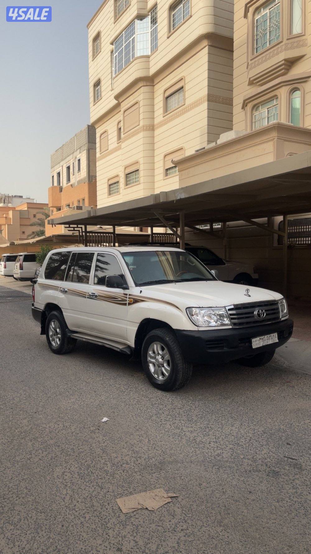 للبيع لاند ٢٠٠٦ قير عادي اساس9