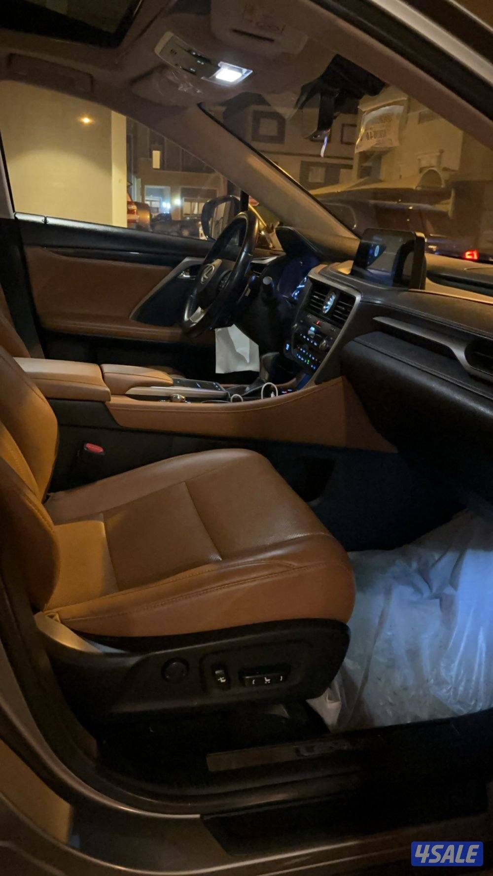 للبيع جيب لكسز Rx350L7