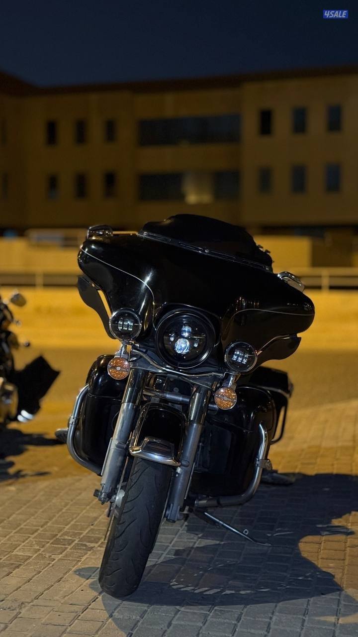 هارلي ديفيدسون الترا قلايد ٢٠١٢1