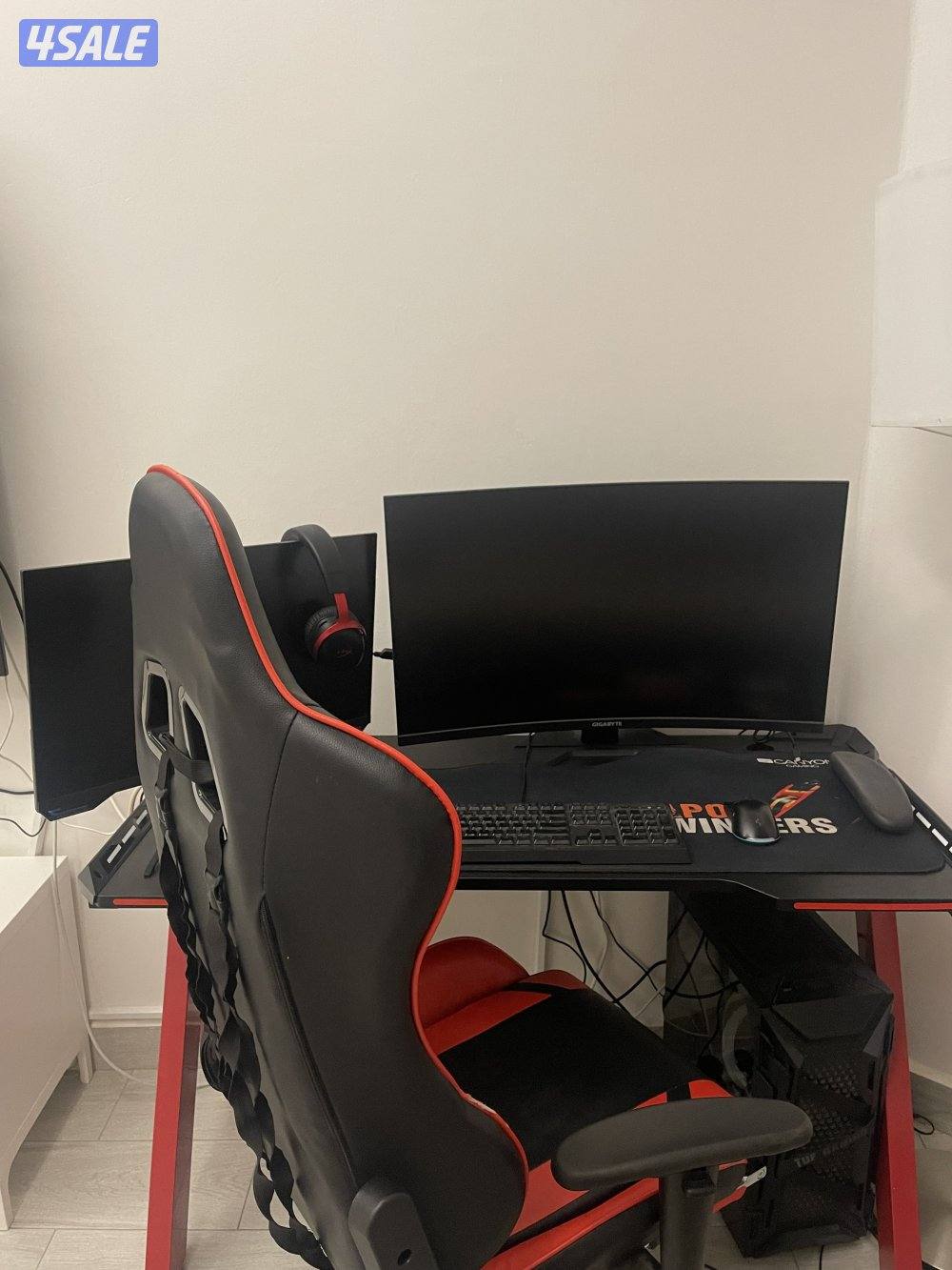 4060 ti مع شاشتين وكل المرفقات1