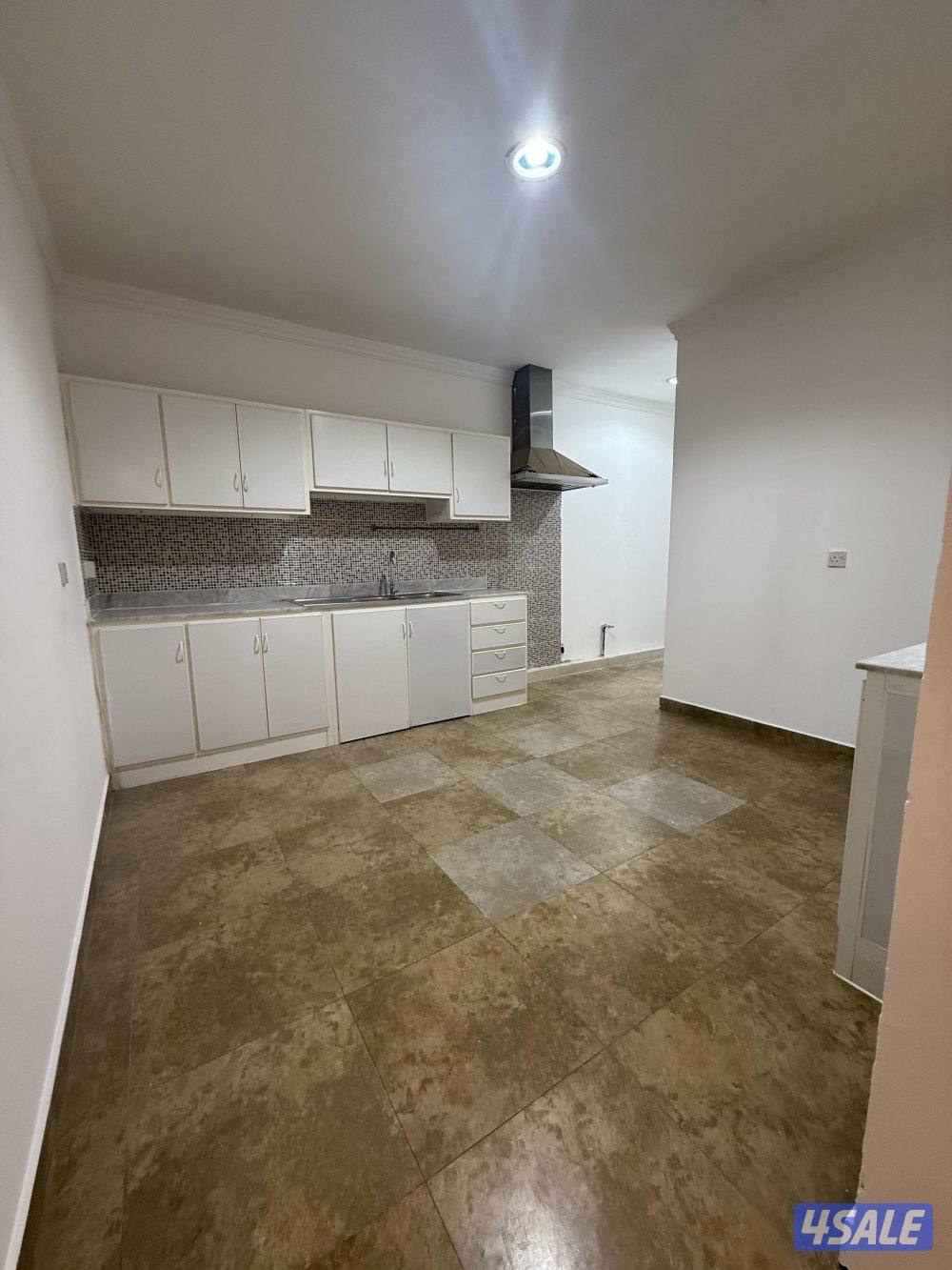 للايجار شقق جديده بالصباحيه 🏡🌻شقه بالعقيله4