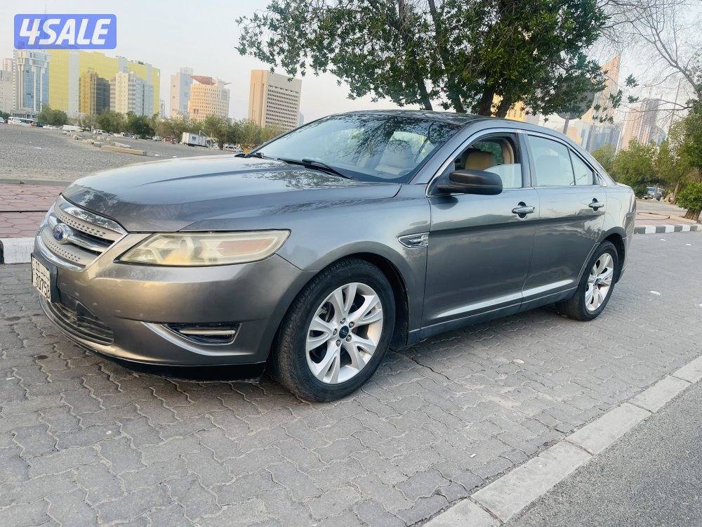 Ford Taurus 20120