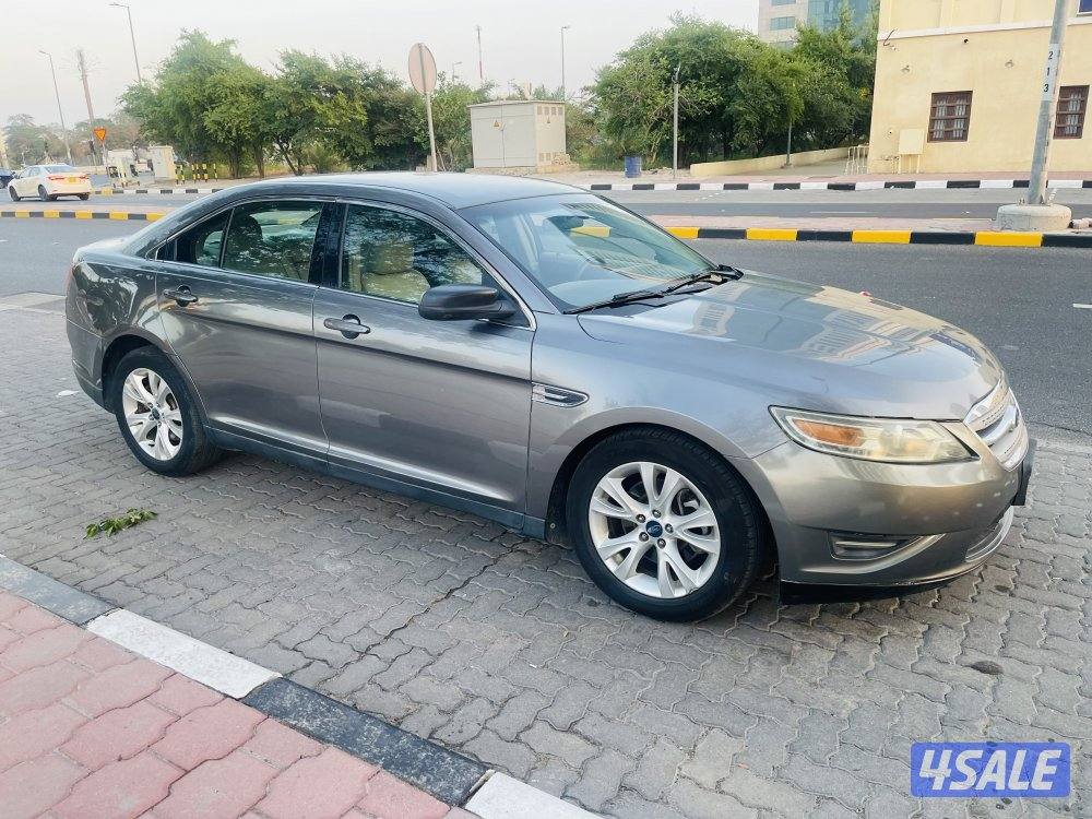 Ford Taurus 20123