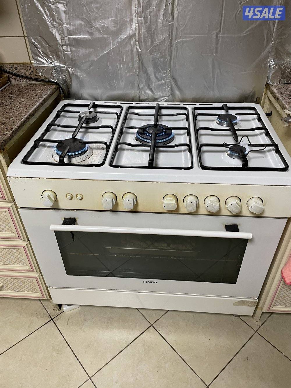 للبيع طباخ غاز سيمنس + تلفزيون بلازما سامسونج 50 بوصة + مجموعة أجهزة1