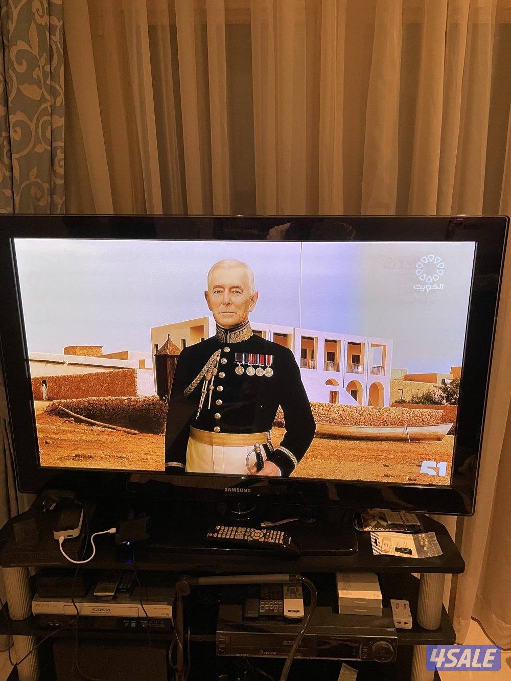 للبيع طباخ غاز سيمنس + تلفزيون بلازما سامسونج 50 بوصة + مجموعة أجهزة6