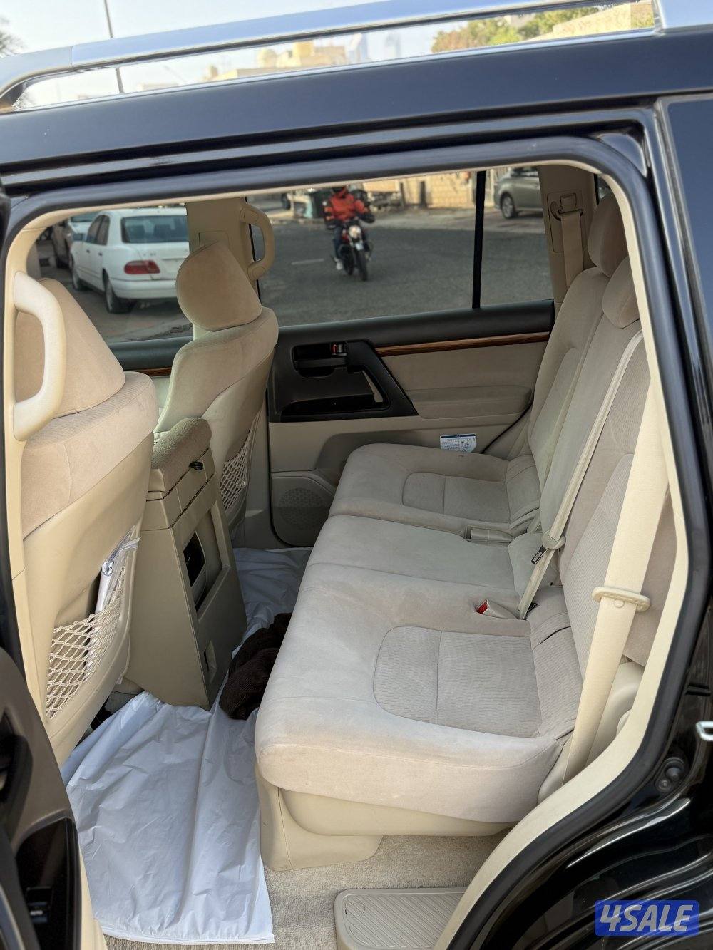 للبيع لاند كروزر 2018 Gxr كامل المواصفات ماشي 2203