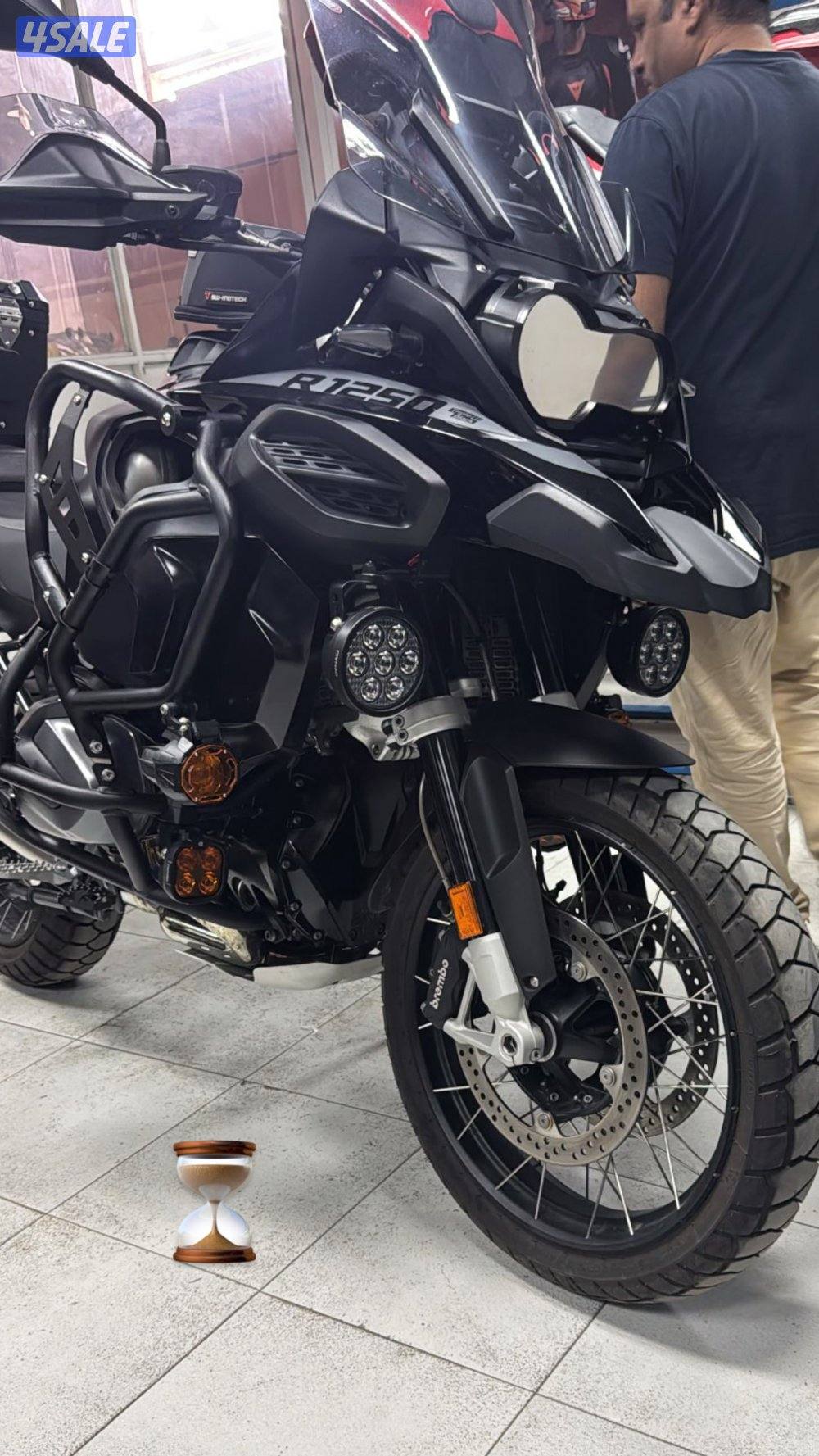 للبيع bmw GS1250A0
