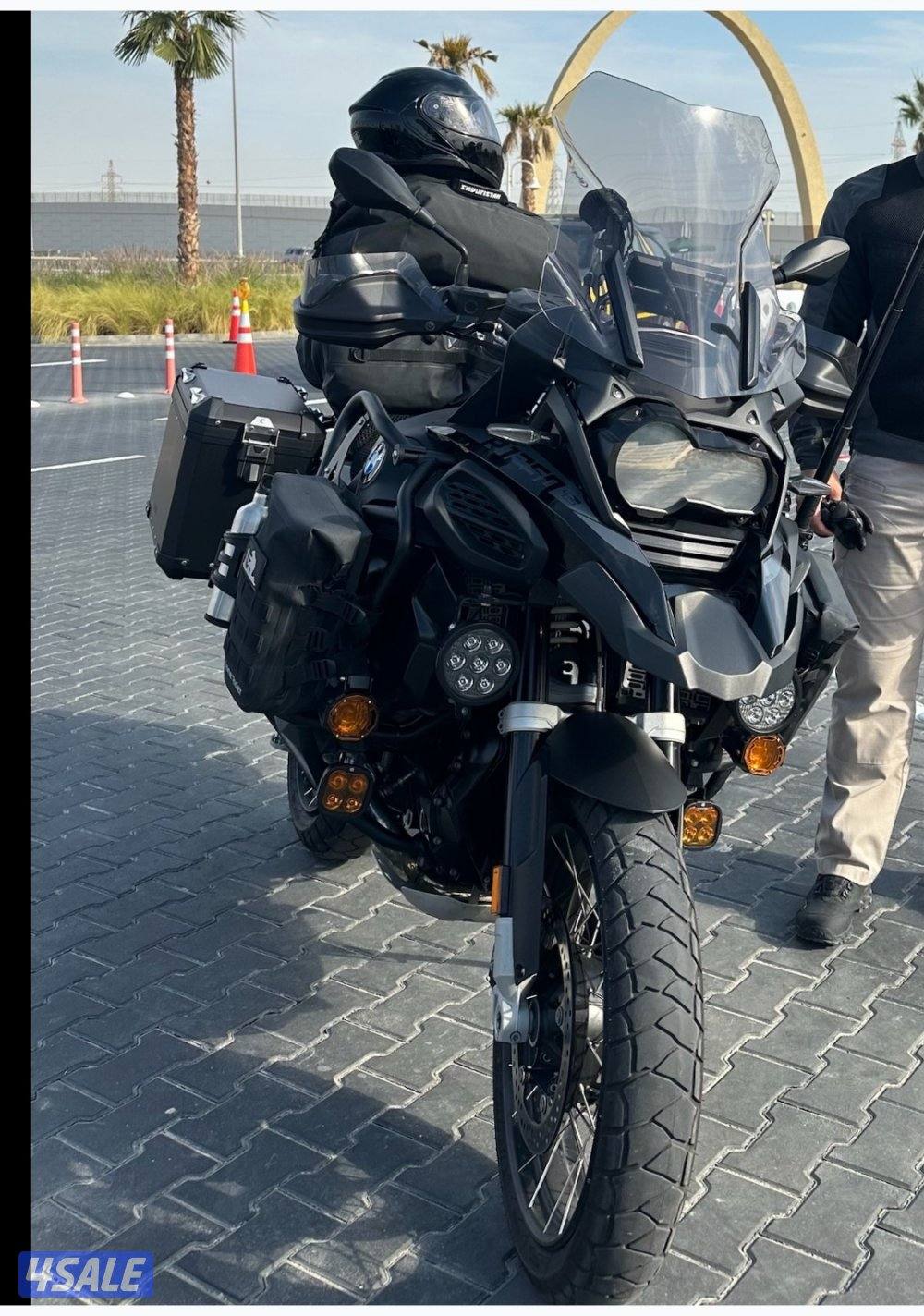 للبيع bmw GS1250A2