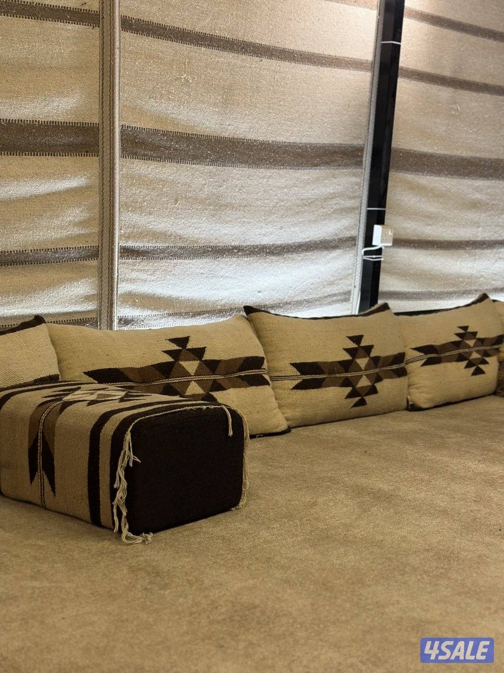 للبيع مساند0