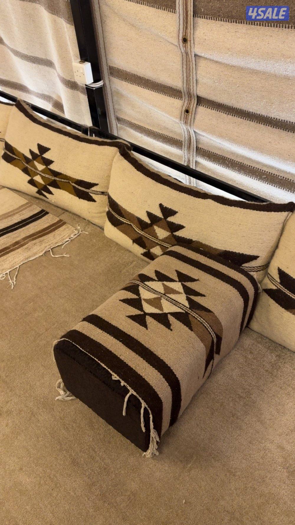 للبيع مساند2