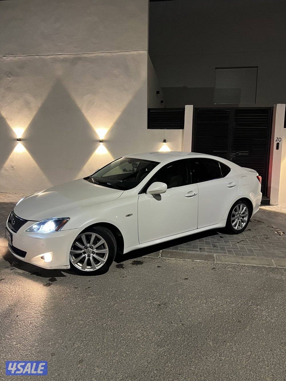 لكزس is موديل ٢٠٠٨ ماشي ٢٨٠ وكاله الساير1