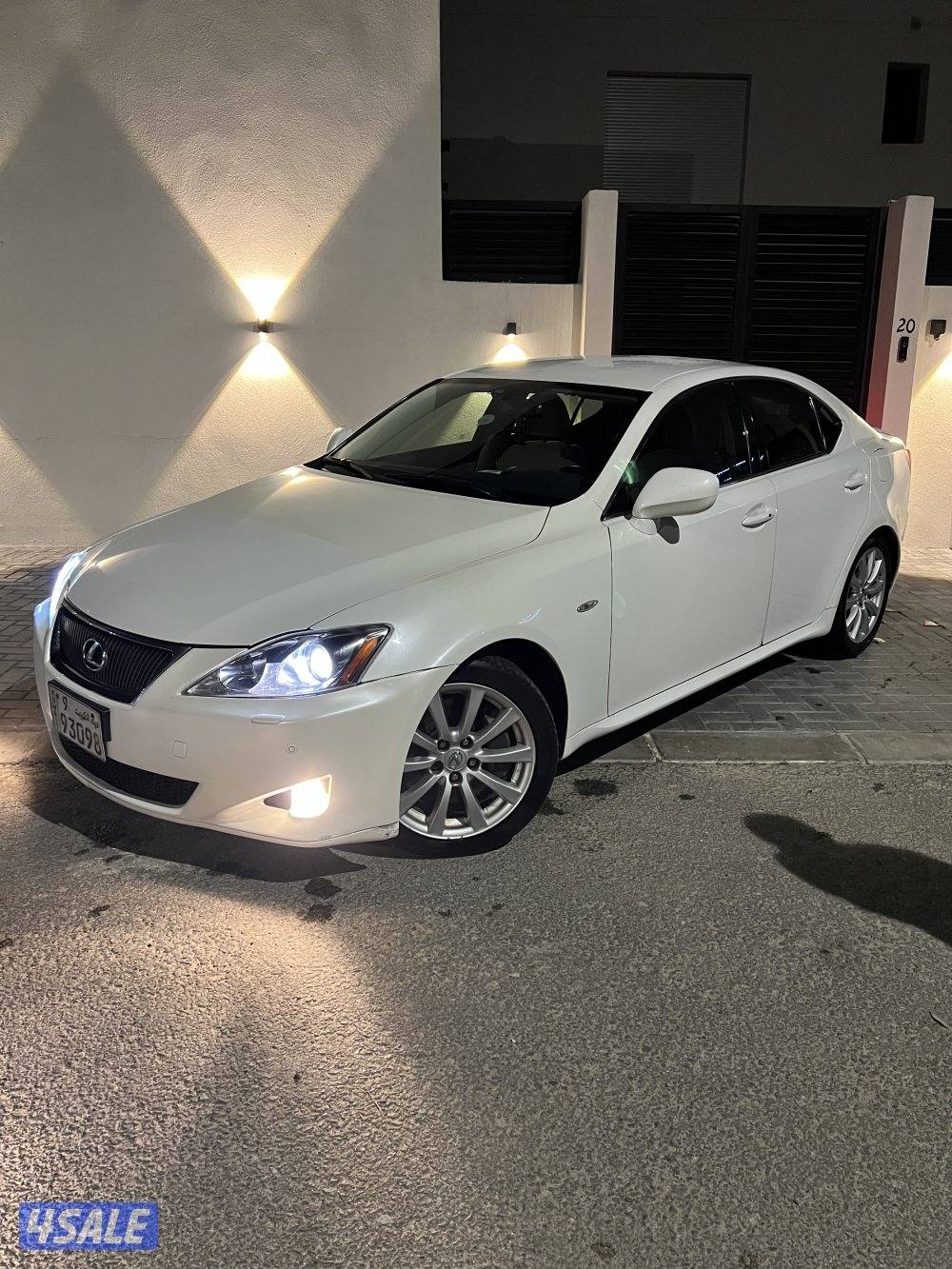 لكزس is موديل ٢٠٠٨ ماشي ٢٨٠ وكاله الساير2