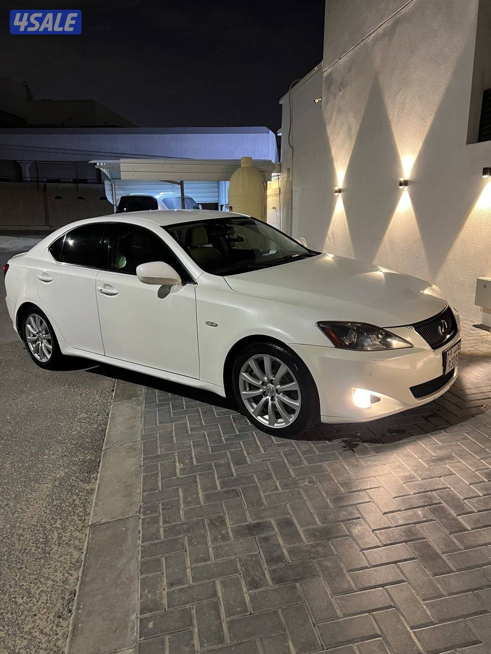 لكزس is موديل ٢٠٠٨ ماشي ٢٨٠ وكاله الساير4