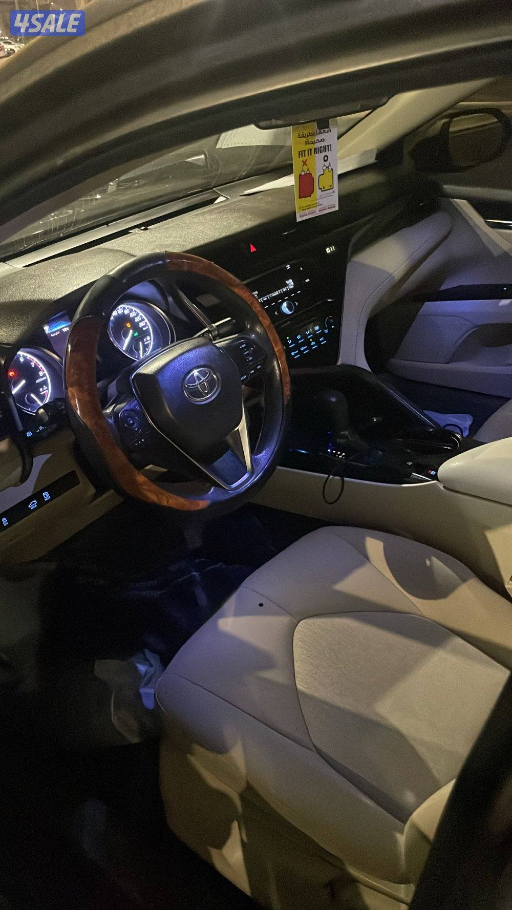 للبيع كامري Le20192