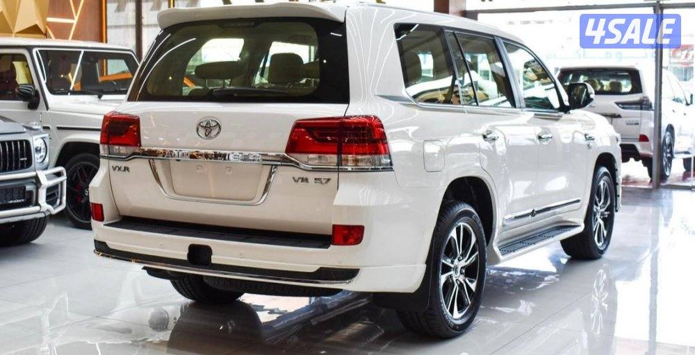 تويوتا لاندكروزر2021 Vxr وكالة البحرين جاهزة للتصدير مع التخليص10