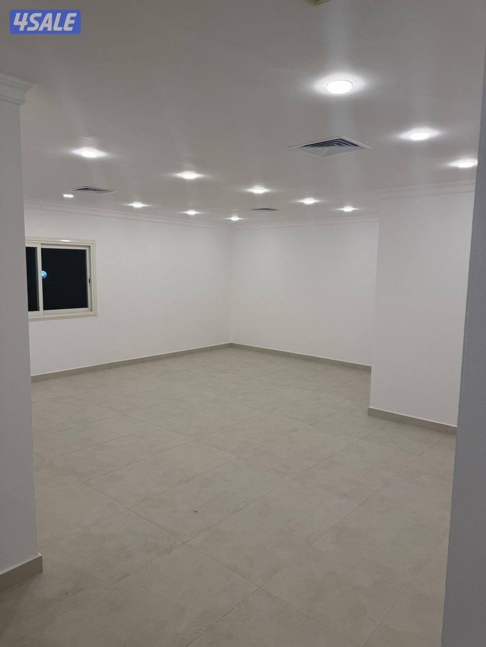 للبيع شقه دورين تشطيب جديد4