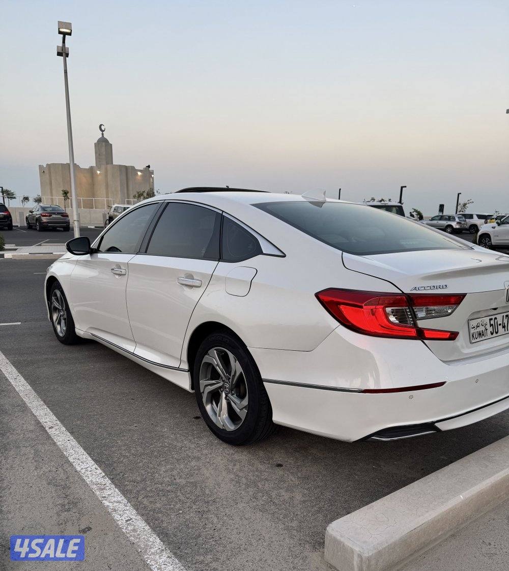 للبيع هوندا اكورد 2018 EXL3