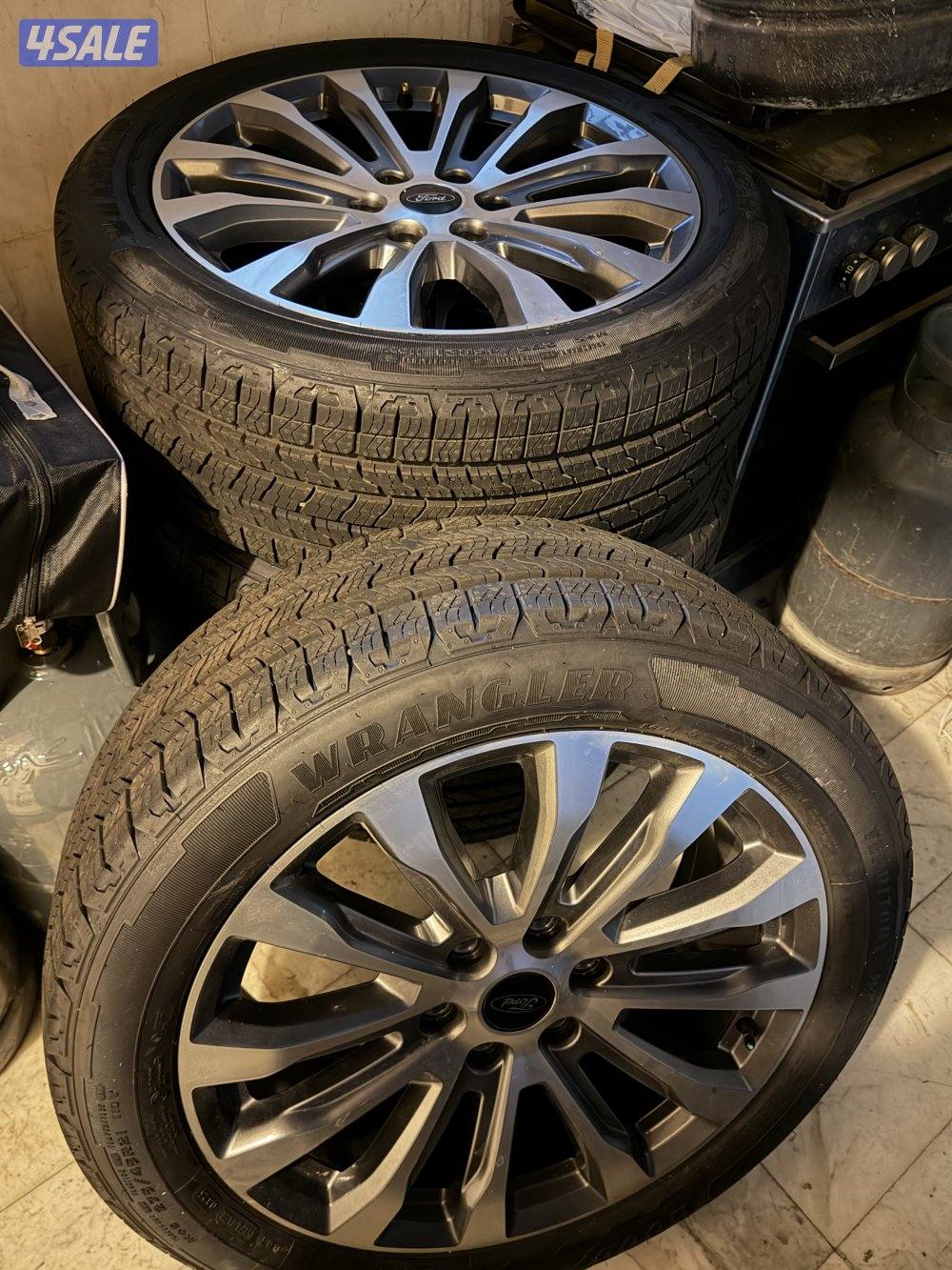 Ford Everest 21inch - تواير فورد افيريست ٢١ انش0