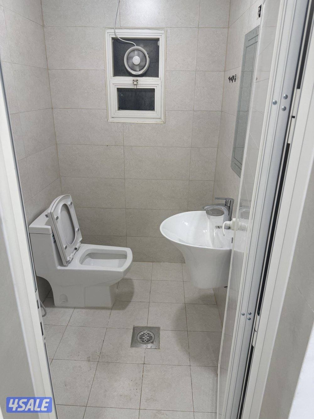 للإيجار شقة تشطيب جديد دوبلكس4