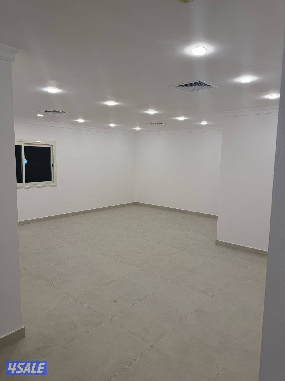 للإيجار شقة تشطيب جديد دوبلكس8