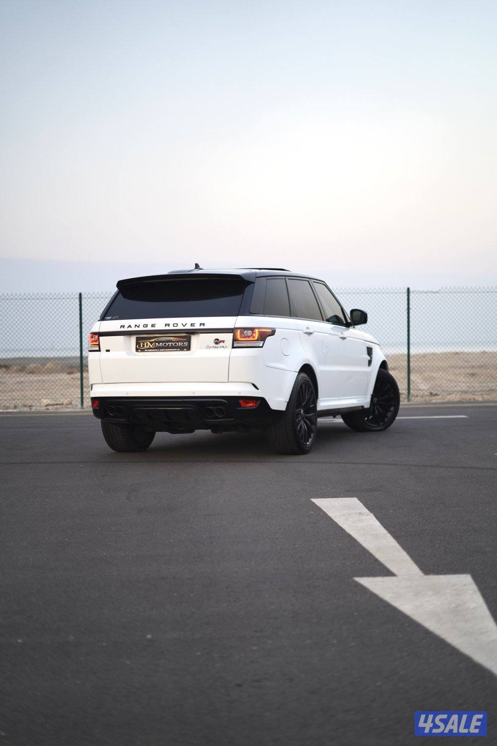 Range Rover Sport SVR1