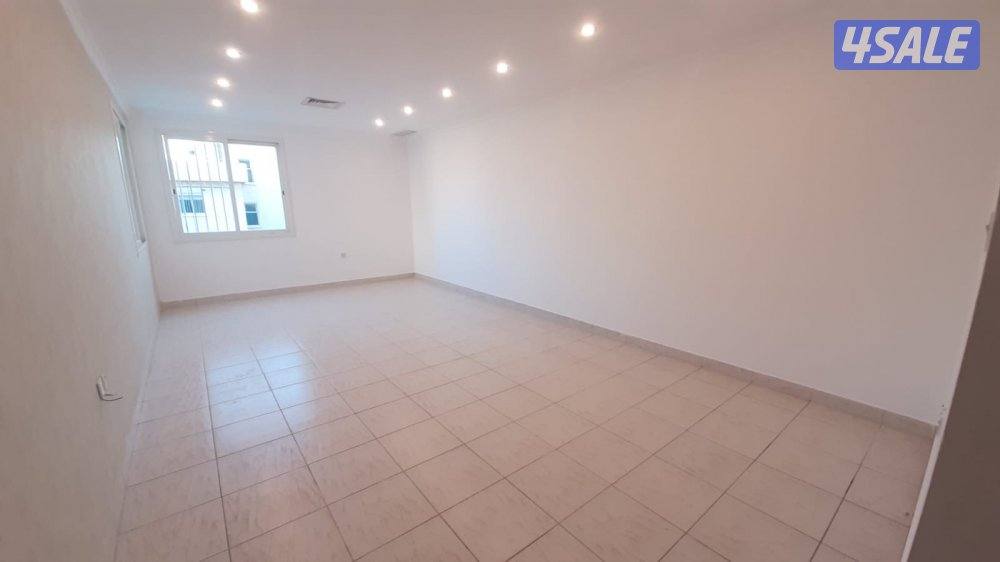 للإيجار شقة كبيرة3