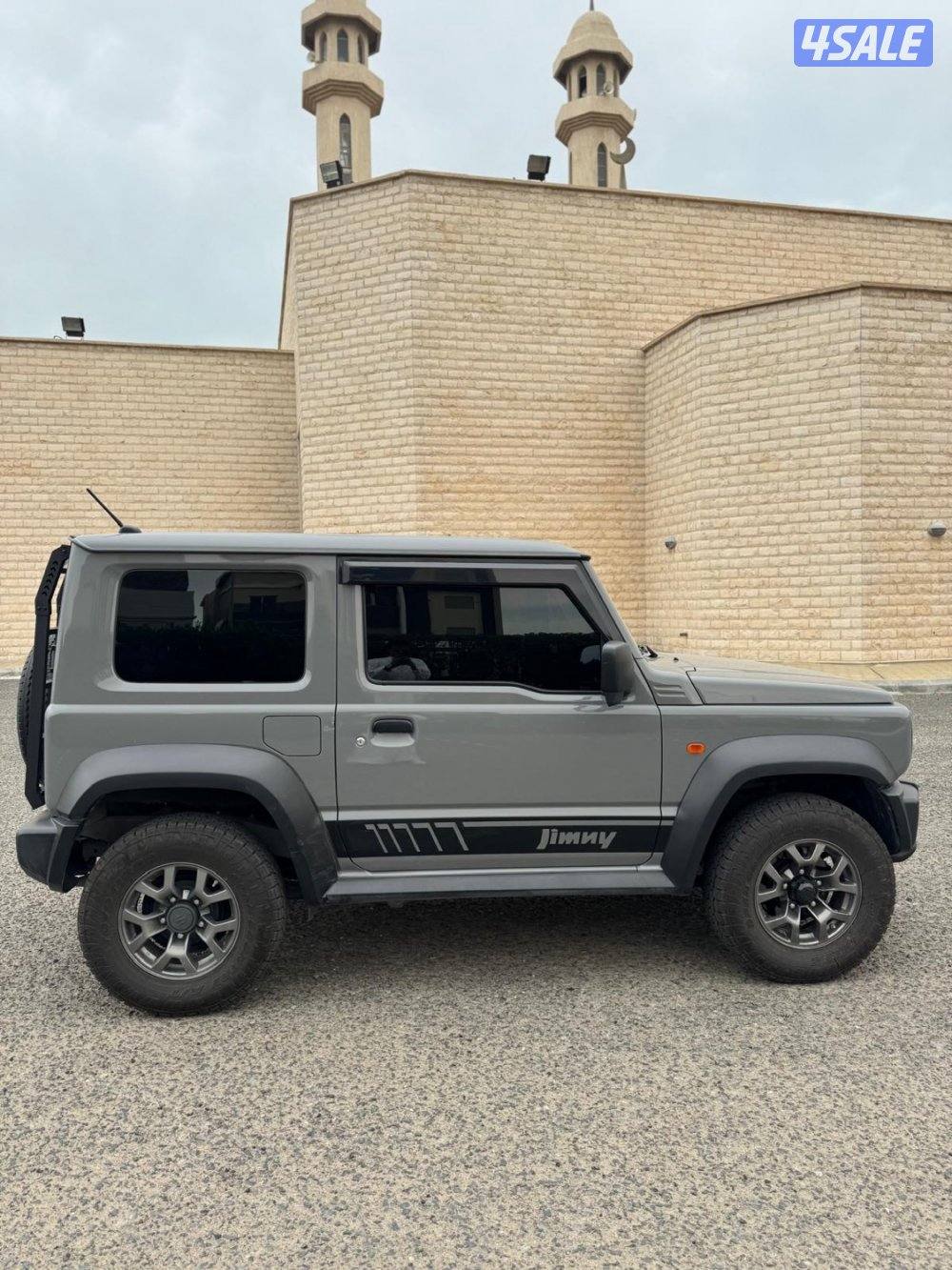 للبيع جمني عداد 54 شرط الفحص لا يوجد حوادث2