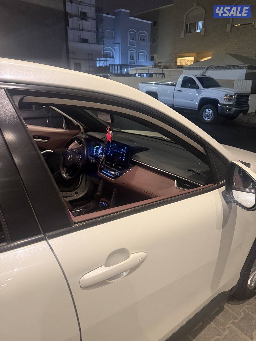 كرولا كروز ٢٠٢١2