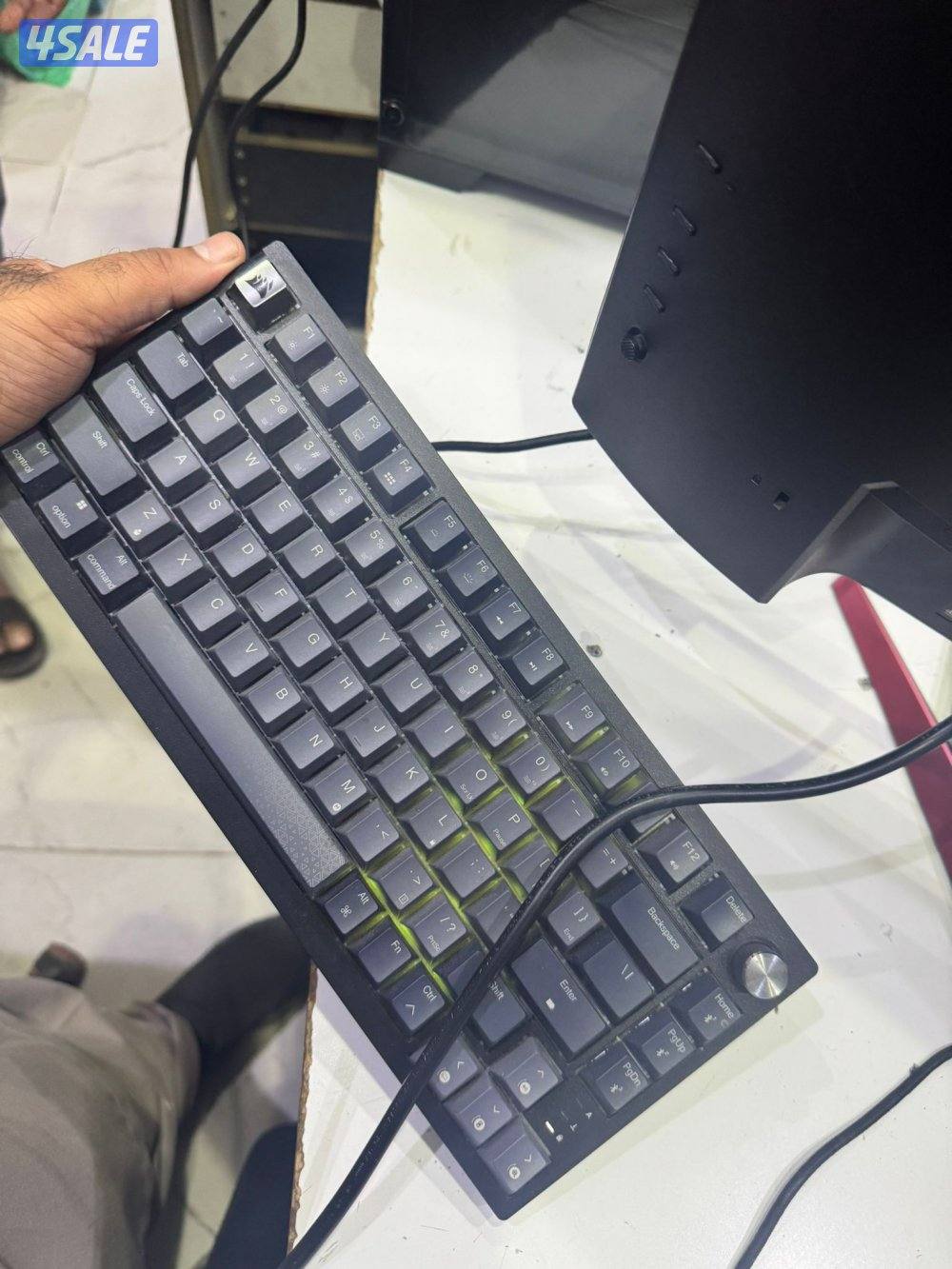 Asus Gameing pc i5 10TH
Ram 16GB
Sad 1TB laser m.2
Nvdia 1650 GTX 4G9