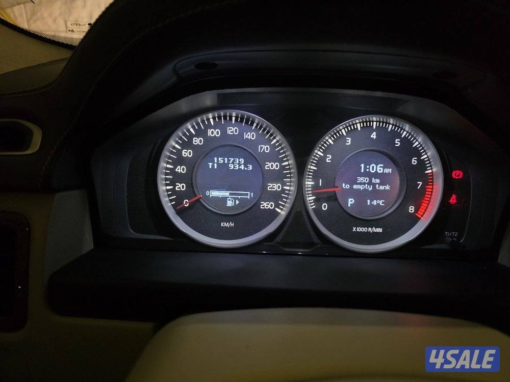 فولفو s80 بحاله الوكاله وصبغ الوكاله فل اوبشن واذا فيها شي فلوسك مرجوع12