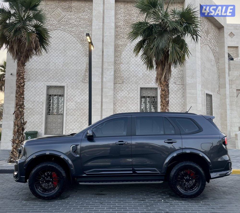 ايفرست ستليث 2025 اصفار بحاله المصنع4