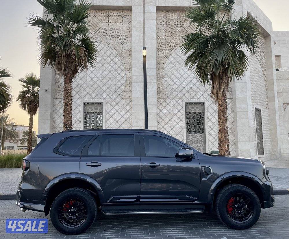 ايفرست ستليث 2025 اصفار بحاله المصنع5