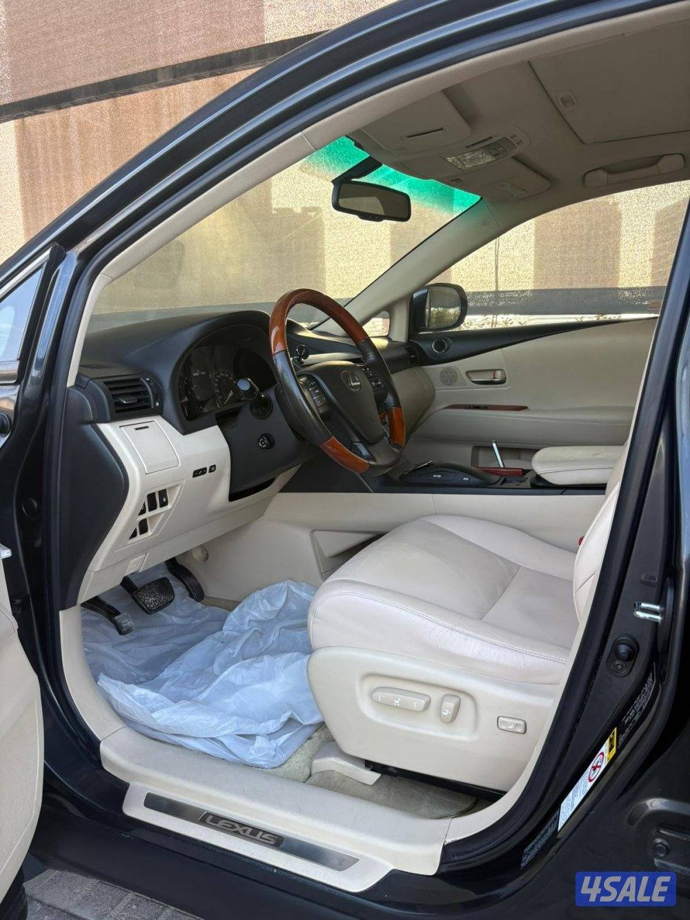 جيب لكزس RX 3504