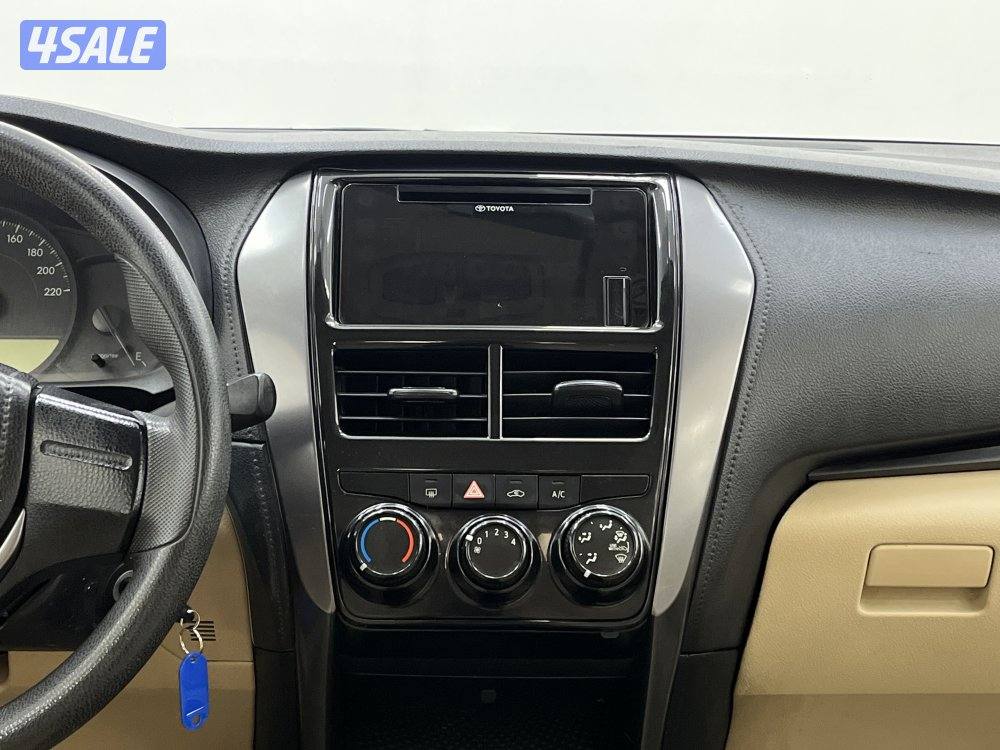 TOYOTA YARIS_N Toyota YARIS 20218