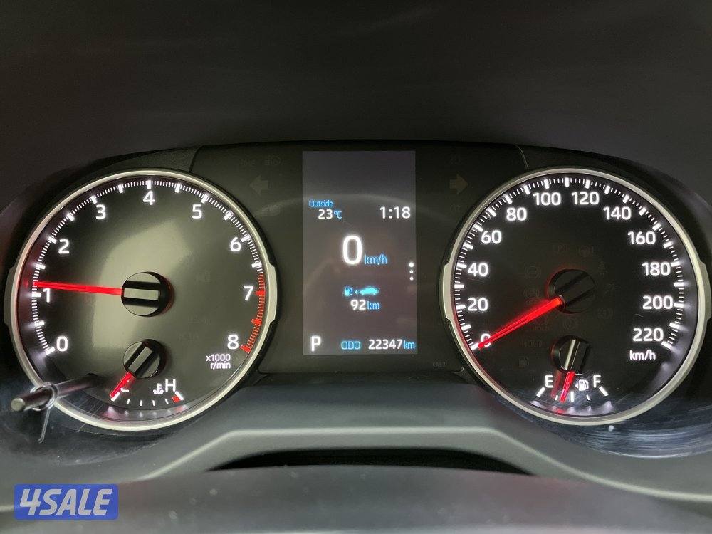 TOYOTA RAV401 4X2 STANDARD OPTION4