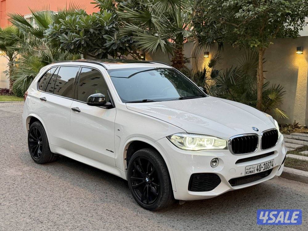 BMW X5 35i Mpackage Model 216 125km full option perfect condition0