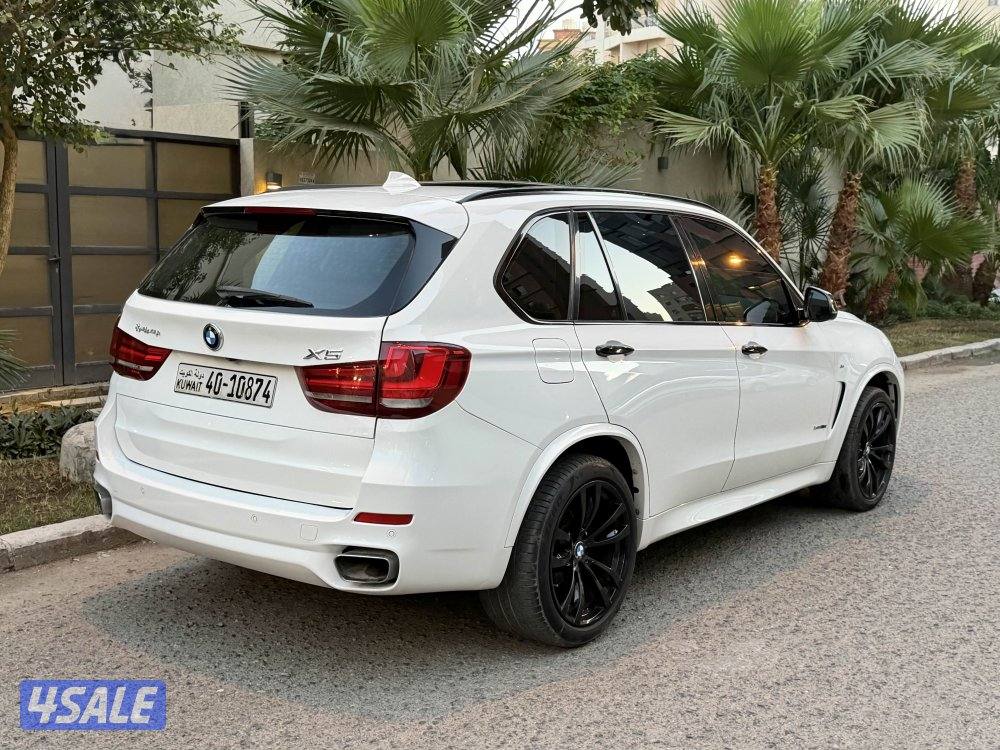 BMW X5 35i Mpackage Model 216 125km full option perfect condition5