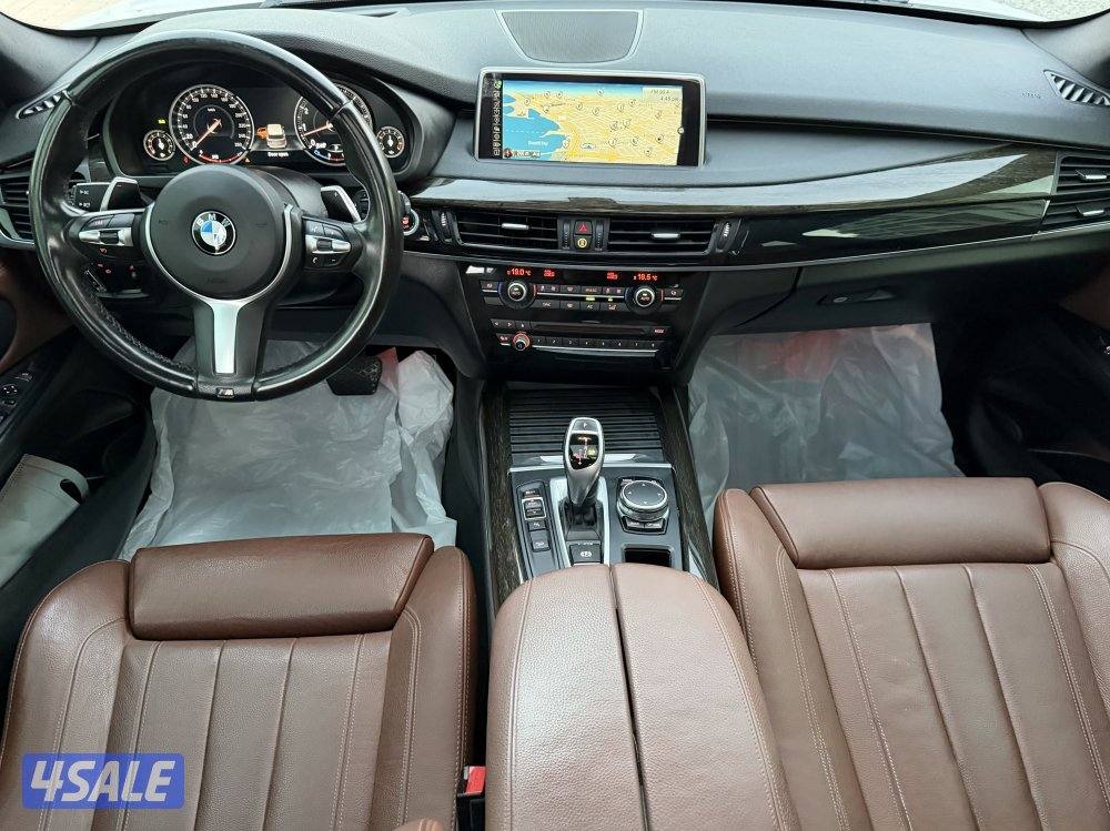 BMW X5 35i Mpackage Model 216 125km full option perfect condition8