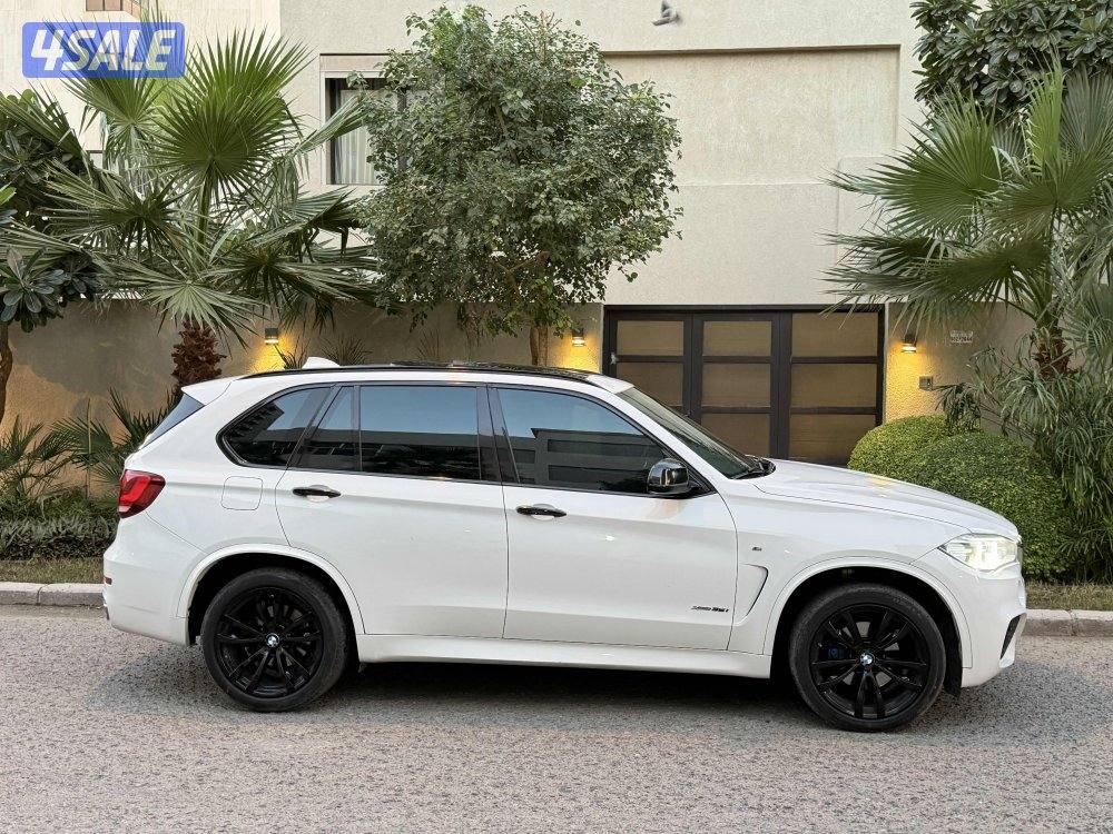 BMW X5 35i Mpackage Model 216 125km full option perfect condition11