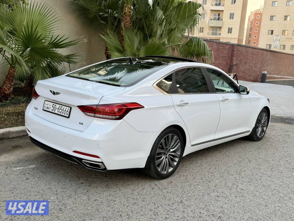 Genesis G80 V6 3.8 Model 2019 full option 110km excellent condition6